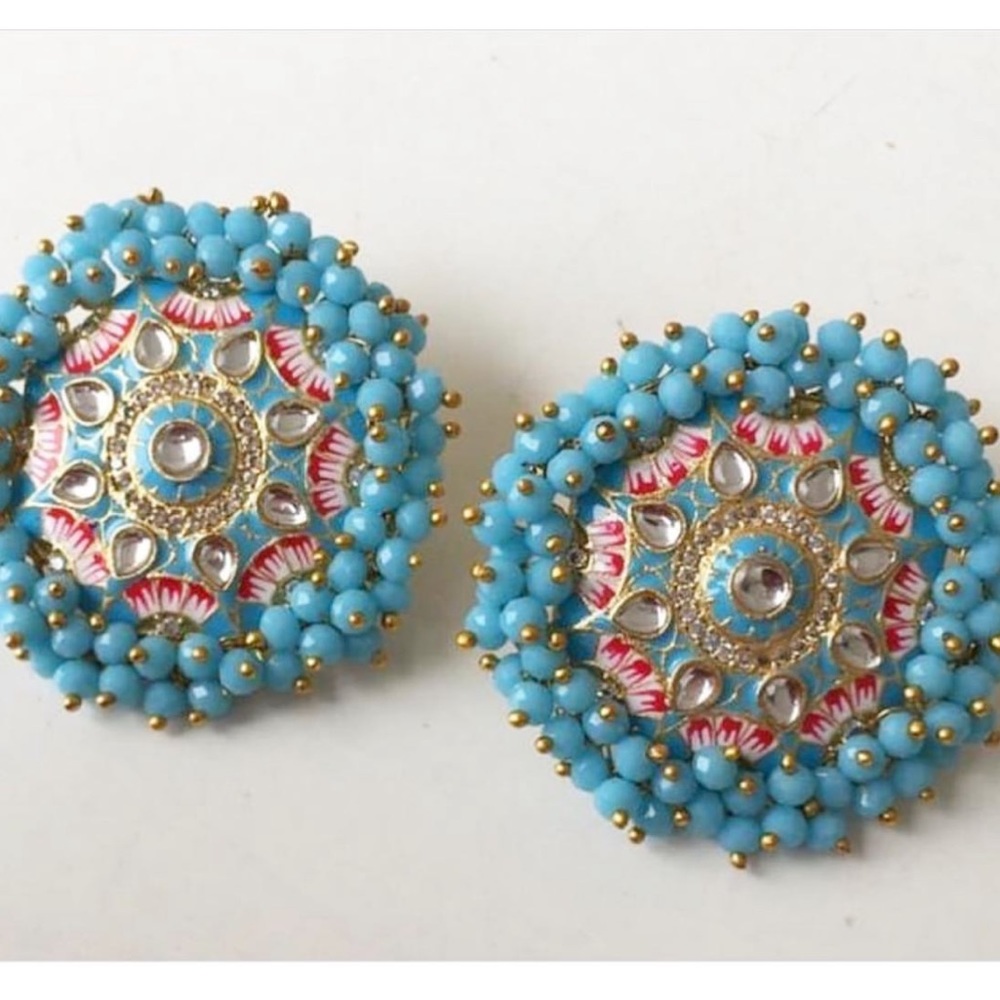 FIROZI STUDS